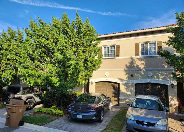 Property at 374 SE 1st Dr, Deerfield Beach, FL 33441, 3 beds, 2.5 baths