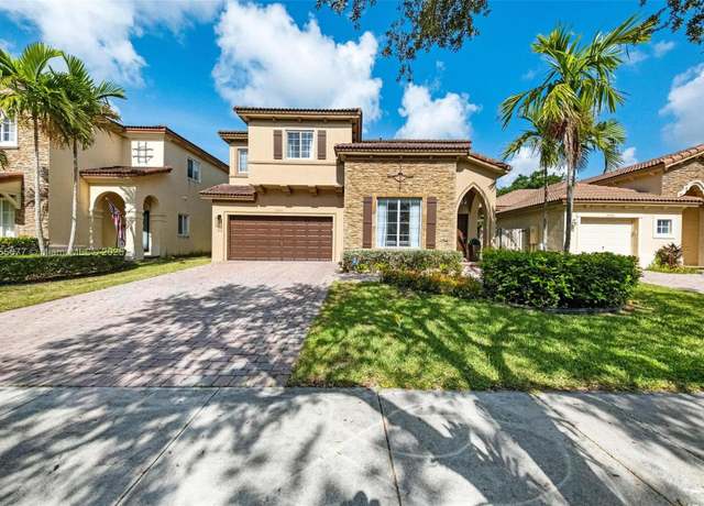 Property at 22536 SW 94th Pl, Cutler Bay, FL 33190, 4 beds, 2.5 baths