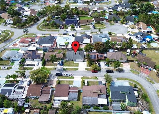 Property at 20520 SW 124th Pl, Miami, FL 33177, 3 beds, 2 baths