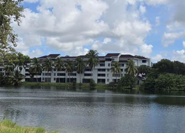 Property at 8275 SW 152nd Ave Unit D-103, Miami, FL 33193, 2 beds, 1 bath
