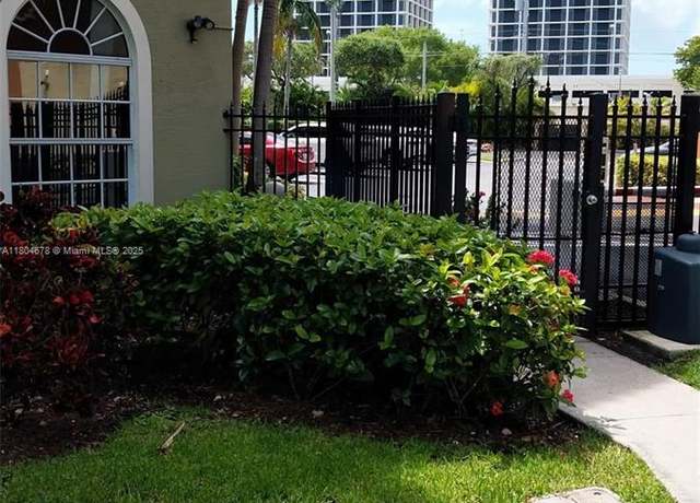 Property at 1640 Presidential Way #103, West Palm Beach, FL 33401, 2 beds, 2 baths