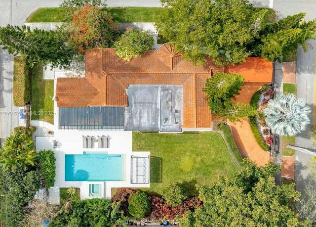 Property at 1356 Monroe St, Hollywood, FL 33019, 3 beds, 3 baths