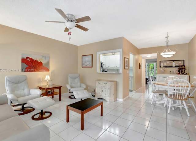 Property at 58 E Oakridge E #58, Deerfield Beach, FL 33442, 1 bed, 1 bath