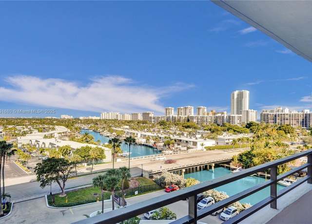 Property at 2500 Parkview Dr #808, Hallandale Beach, FL 33009, 1 bed, 1.5 baths