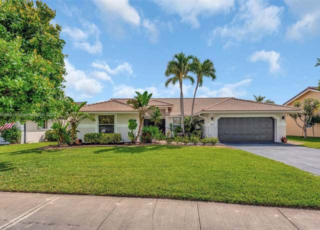 Property at 5133 N Springs Way, Coral Springs, FL 33076, 4 beds, 2 baths