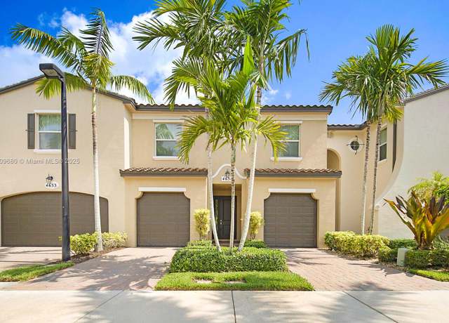 Property at 4631 Mediterranean Cir, Palm Beach Gardens, FL 33418, 3 beds, 2.5 baths