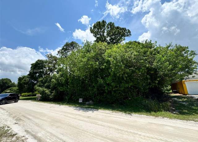 Property at 1225 SW 12th Ct SW, Vero Beach, FL 32962