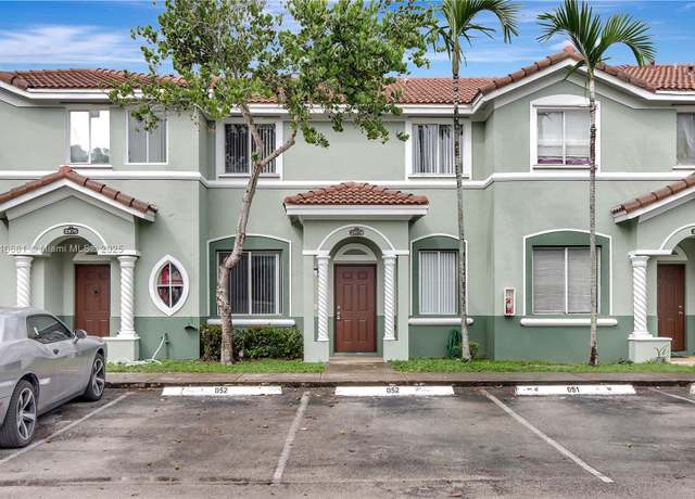 Property at 2874 SE 15th Rd #52, Homestead, FL 33035, 3 beds, 3 baths