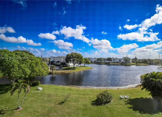Property at 4110 Oakridge V #4110, Deerfield Beach, FL 33442, 2 beds, 2 baths