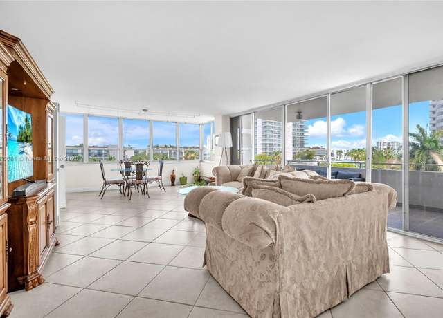 Property at 11 Island Ave #512, Miami Beach, FL 33139, 2 beds, 2.5 baths
