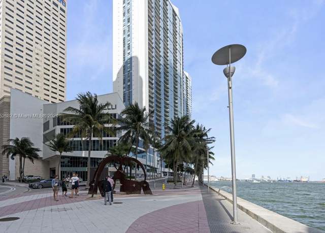 Property at 325 S Biscayne Blvd #2118, Miami, FL 33131, 1 bed, 1 bath