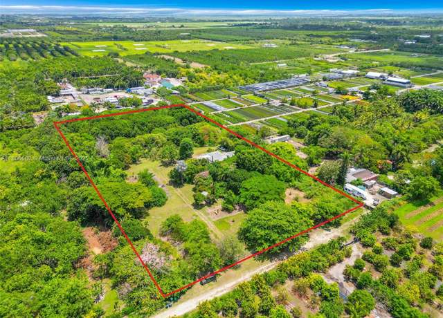 Property at 18900 SW 186th St, Miami, FL 33187, 3 beds, 3 baths