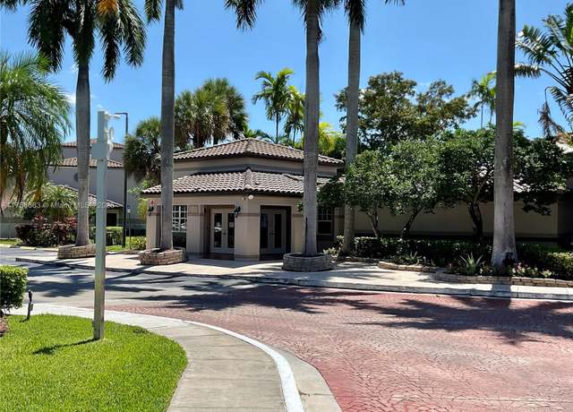 Property at 9846 Nob Hill Ln #9846, Sunrise, FL 33351, 2 beds, 2 baths