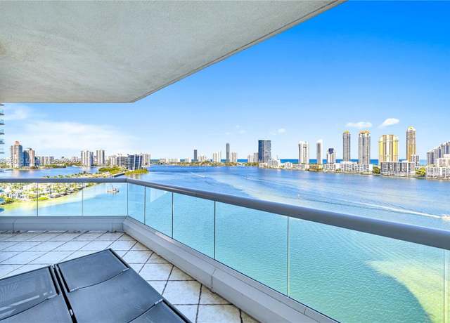 Property at 2600 E Island Blvd #1704, Aventura, FL 33160, 3 beds, 3 baths