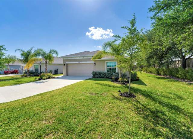 Property at 3801 Treasure Oak Way, Fort Myers, FL 33905, 4 beds, 2 baths