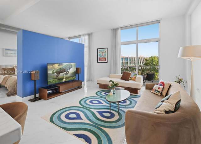 Property at 2001 Meridian Ave #528, Miami Beach, FL 33139, 1 bed, 1.5 baths