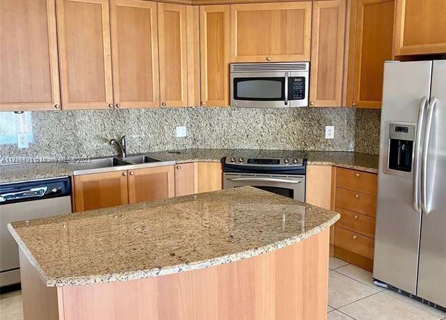 Property at 55 Merrick Way #842, Coral Gables, FL 33134, 1 bed, 1.5 baths