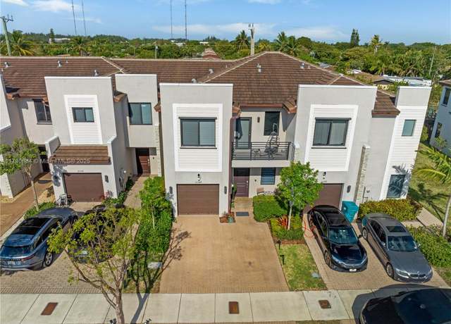 Property at 21364 NE 2nd Ct, Miami, FL 33179, 4 beds, 2.5 baths
