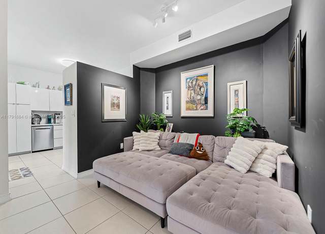 Property at 15533 N Miami Lakeway N Unit 101-19, Miami Lakes, FL 33014, 3 beds, 2 baths