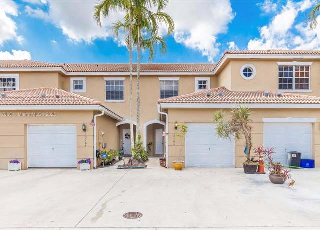 Property at 12166 SW 5th Ct, Pembroke Pines, FL 33025, 2 beds, 2.5 baths