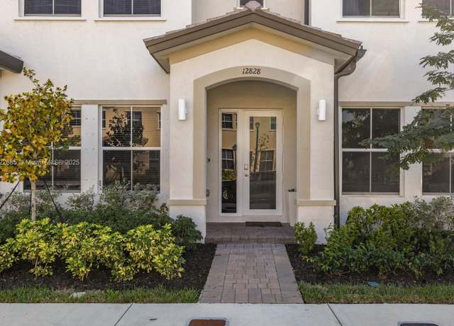 Property at 12828 SW 243rd St #12828, Homestead, FL 33032, 3 beds, 2.5 baths