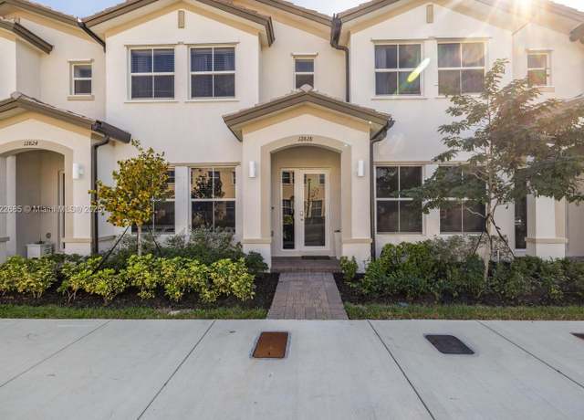 Property at 12828 SW 243rd St #12828, Homestead, FL 33032, 3 beds, 2.5 baths