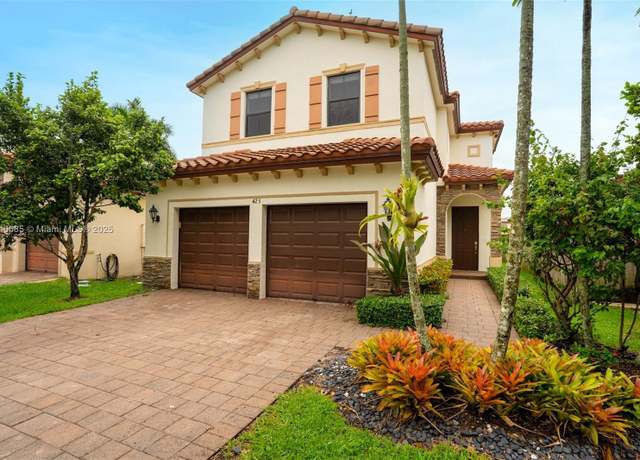 Property at 423 SE 33rd Ter, Homestead, FL 33033, 3 beds, 2.5 baths