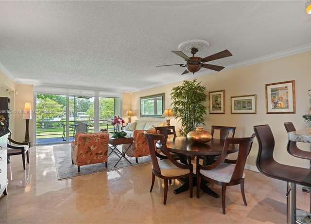 Property at 350 Oaks Ln #222, Pompano Beach, FL 33069, 3 beds, 2 baths