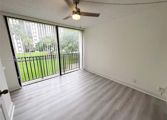 Property at 17011 N Bay Rd #216, Sunny Isles Beach, FL 33160, 2 beds, 1.5 baths