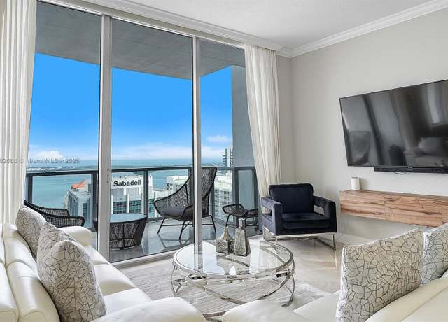Property at 1060 Brickell Ave #4303, Miami, FL 33131, 3 beds, 2.5 baths