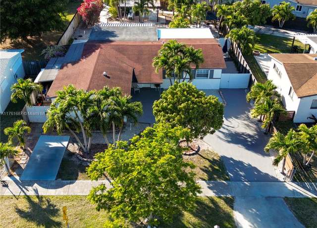 Property at 19600 Gulfstream Rd, Cutler Bay, FL 33157, 4 beds, 3 baths
