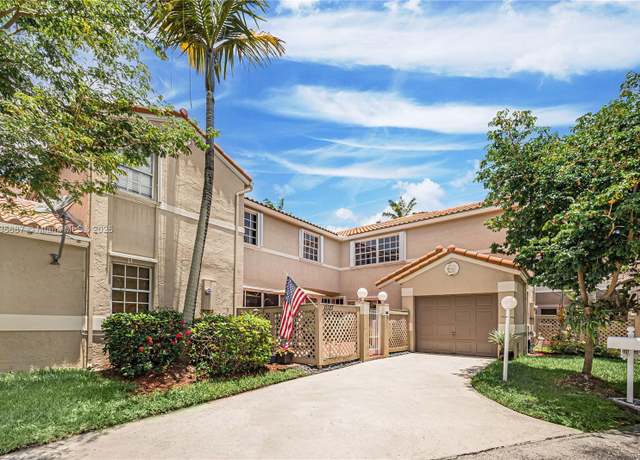 Property at 11127 Long Boat Dr, Cooper City, FL 33026, 3 beds, 2.5 baths