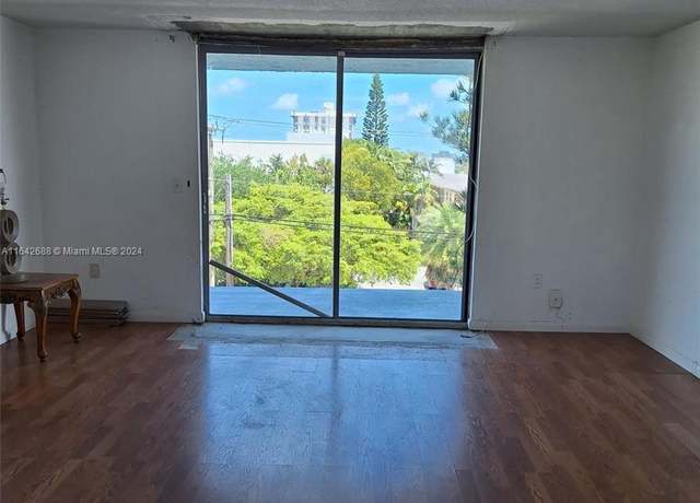 Property at 12590 NE 16th Ave #401, North Miami, FL 33161, 1 bath