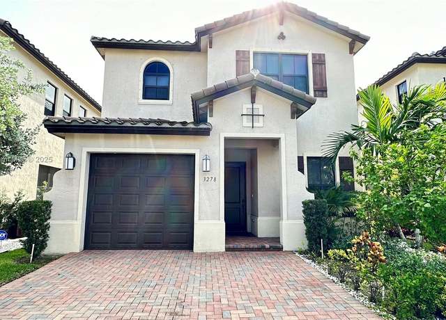 Property at 3278 W 97th Ter, Hialeah, FL 33018, 4 beds, 3.5 baths