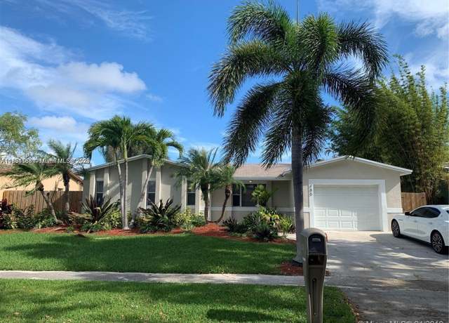 Property at 405 SE 4th Ter, Dania Beach, FL 33004, 3 beds, 2 baths