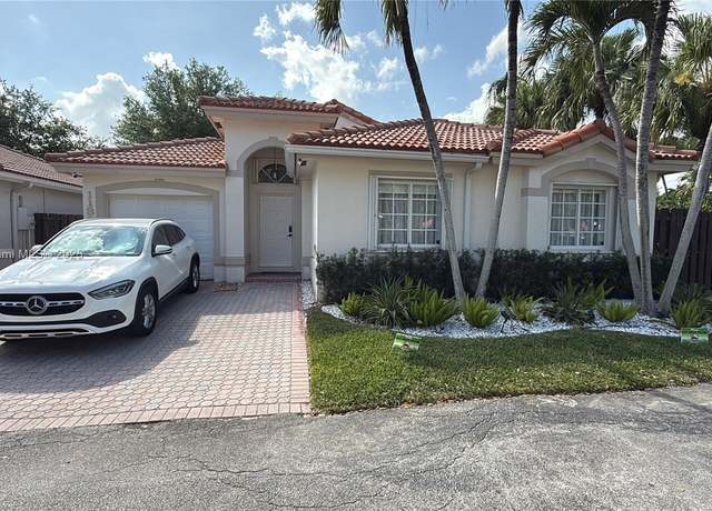 Property at 11322 NW 59th Ter, Doral, FL 33178, 3 beds, 2 baths