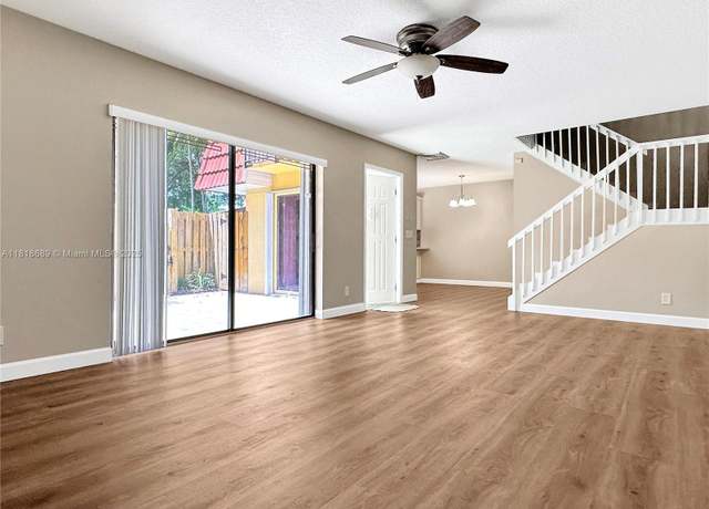 Property at 9920 NW 6th Pl #9920, Plantation, FL 33324, 2 beds, 2.5 baths