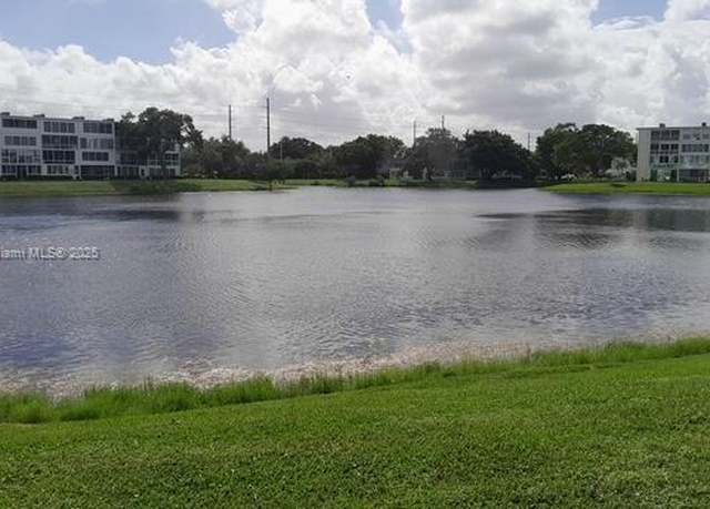 Property at 1087 Harwood F #1087, Deerfield Beach, FL 33442, 1 bed, 1.5 baths