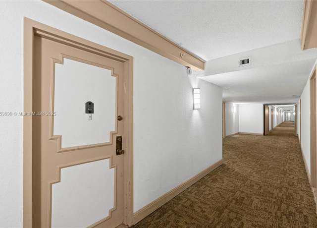 Property at 2780 NE 183rd St #807, Aventura, FL 33160, 2 beds, 2 baths