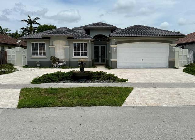 Property at 14601 SW 30th St, Miami, FL 33175, 4 beds, 3 baths