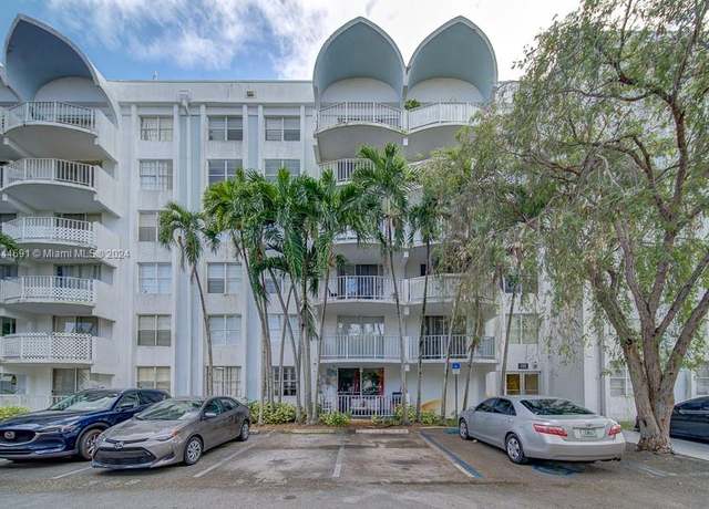 Property at 498 NW 165th St Rd Unit D206, Miami, FL 33169, 2 beds, 2 baths