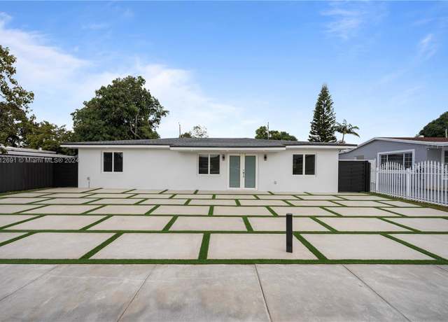 Property at 725 E 53rd St, Hialeah, FL 33013, 4 beds, 3 baths