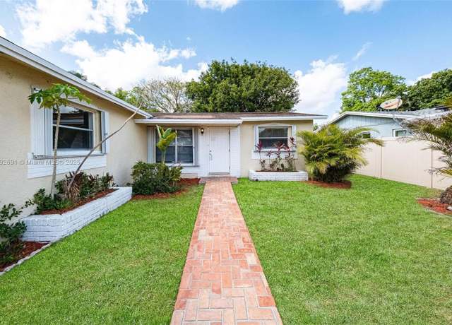 Property at 7717 SW 9th St, North Lauderdale, FL 33068, 3 beds, 2 baths