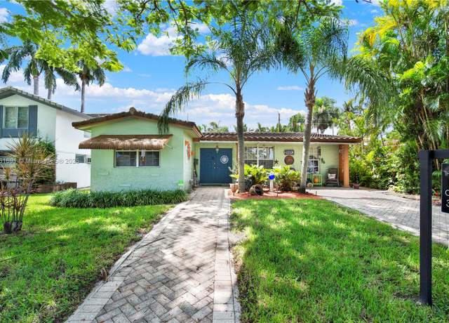 Property at 1214 Polk St, Hollywood, FL 33019, 3 beds, 2 baths