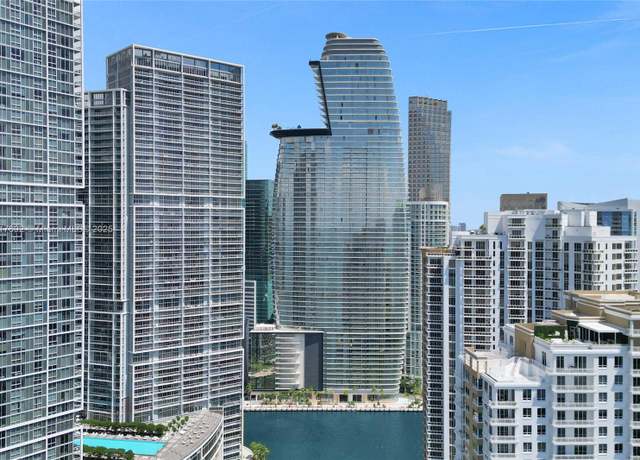 Property at 300 Biscayne Blvd Way #3704, Miami, FL 33131, 4 beds, 5.5 baths