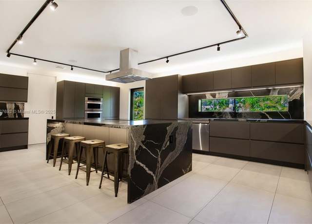 Property at 14135 N Miami Ave, Miami, FL 33168, 4 beds, 3.5 baths