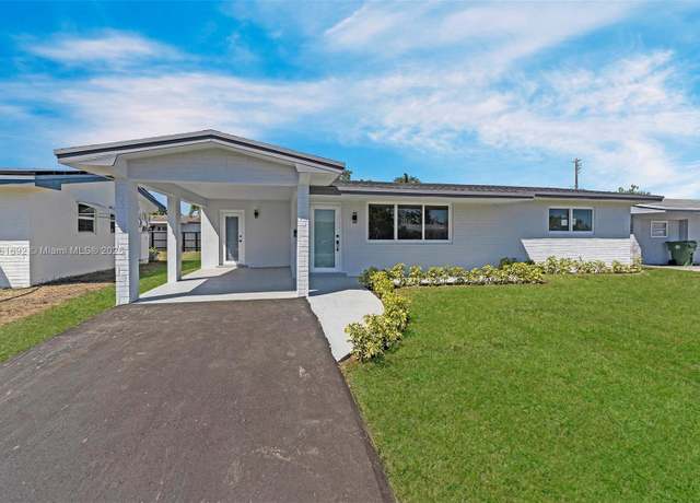 Property at 8621 NW 15th Ct, Pembroke Pines, FL 33024, 3 beds, 2 baths