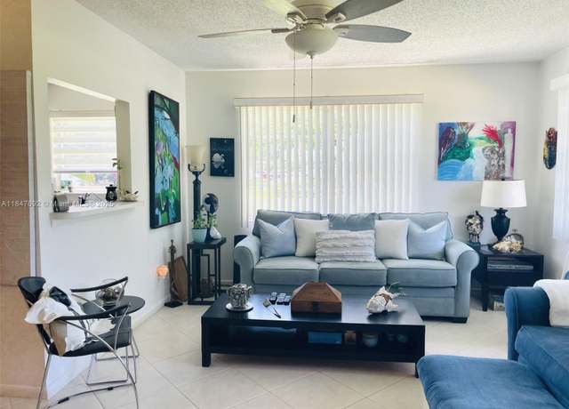 Property at 293 Newport T #293, Deerfield Beach, FL 33442, 1 bed, 1.5 baths