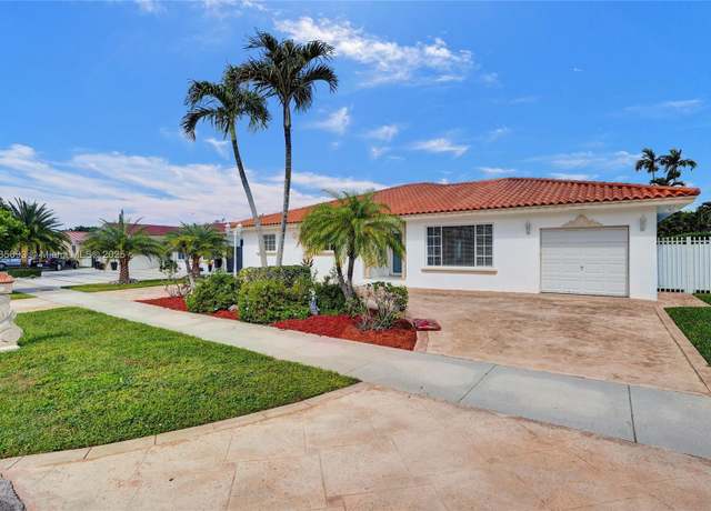 Property at 8925 SW 11th St, Miami, FL 33174, 4 beds, 3 baths