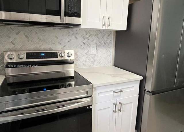 Property at 300 NE 20th St #6060, Boca Raton, FL 33431, 2 beds, 2 baths